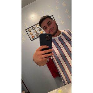 Meet your Posher, Javier